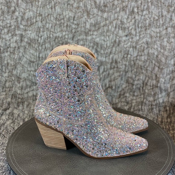 Betsey Johnson Diva Boot Rhinestone Size 7 - Picture 1 of 10